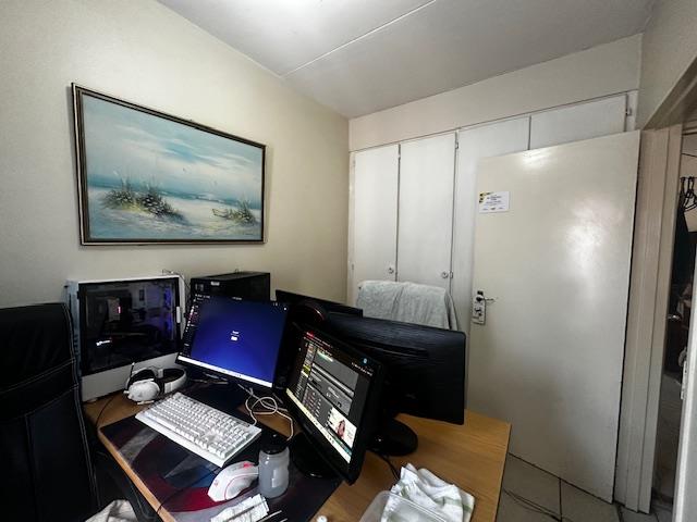 2 Bedroom Property for Sale in Langenhovenpark Free State